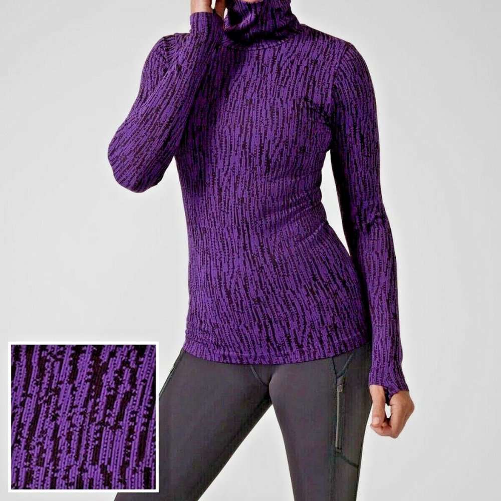 NWT Athleta Flurry Elemental Turtleneck Small Snowscape Black/Basalt Violet